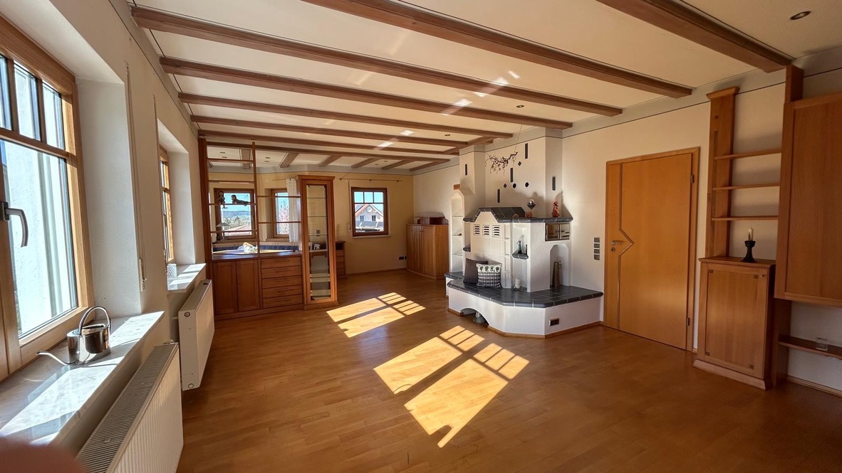 Freistehendes Einfamilienhaus in Großheirath – Bild 2