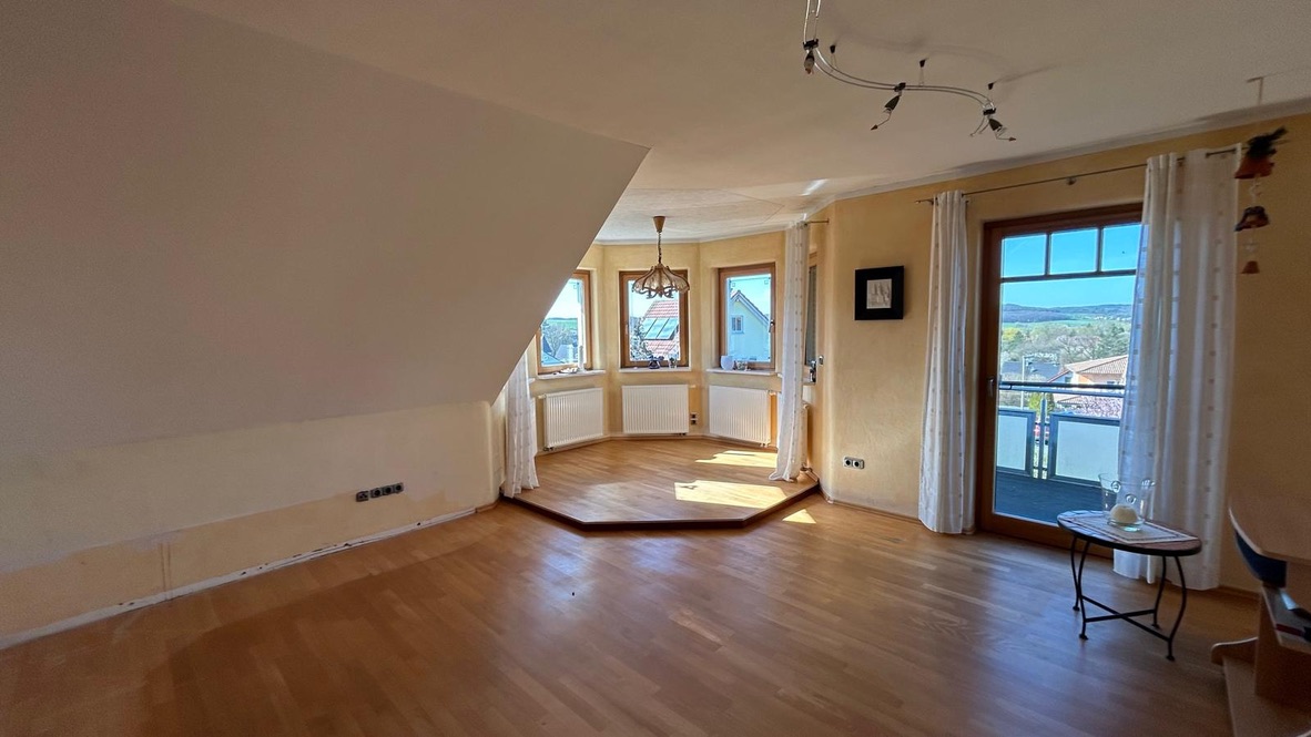 Freistehendes Einfamilienhaus in Großheirath – Bild 5