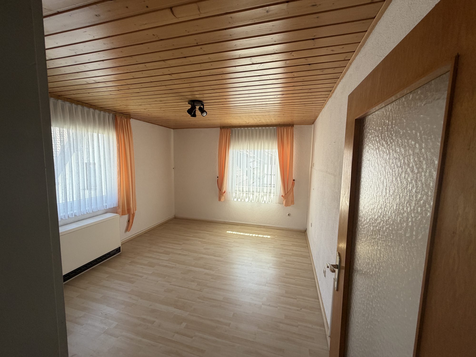 Zweifamilienhaus / Mehrgenerationenhaus in Weitramsdorf – Bild 9